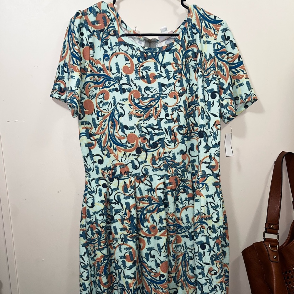 Lullaroe dress. NWT Amelia style